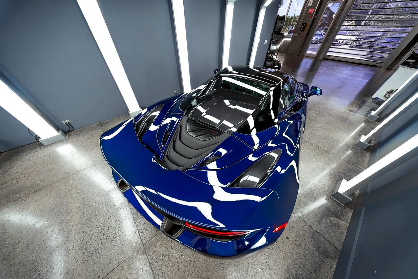 Used 2020 McLaren 720S Spider photo 10
