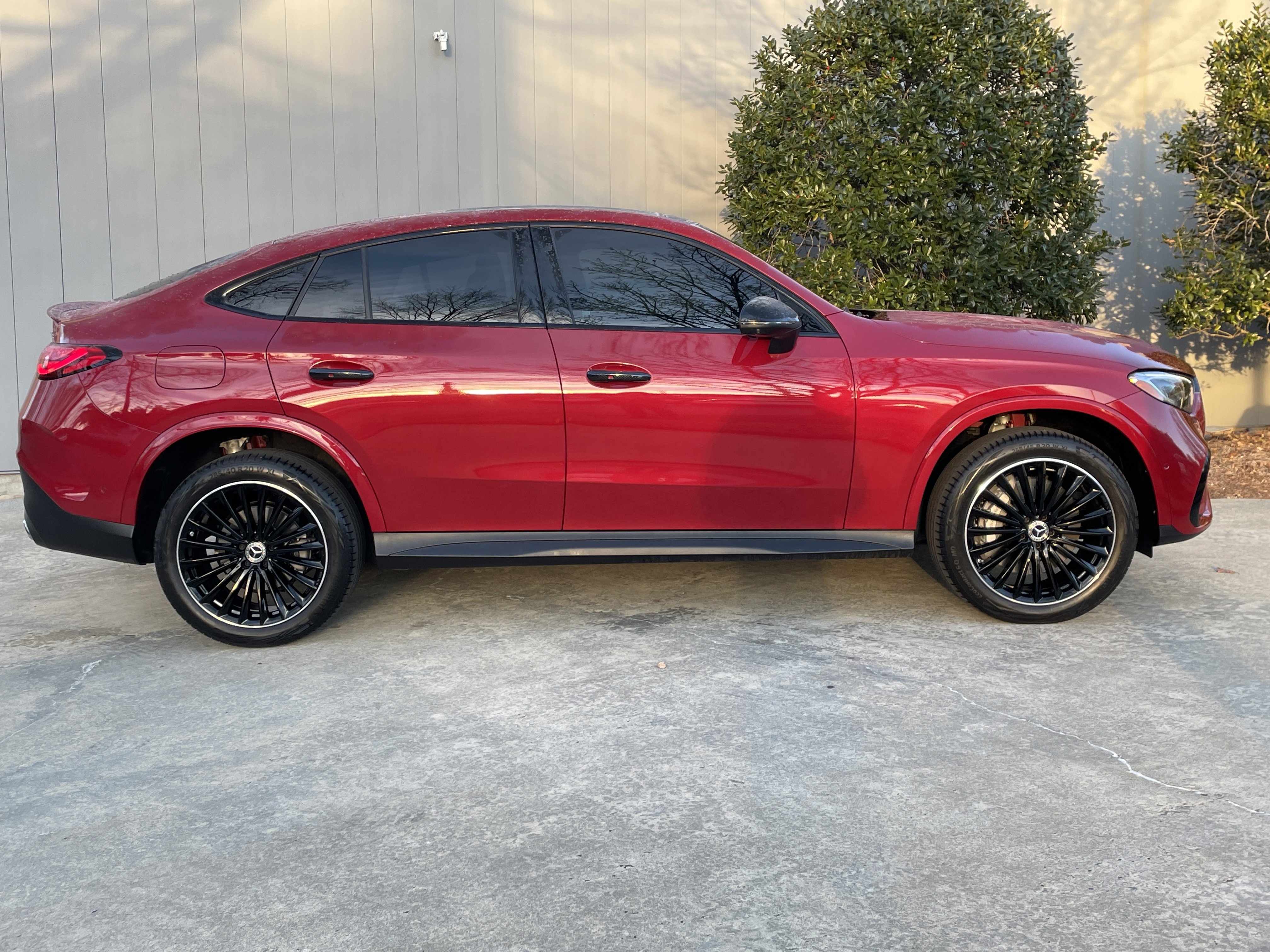 2025 Mercedes-Benz GLC 300 4MATIC