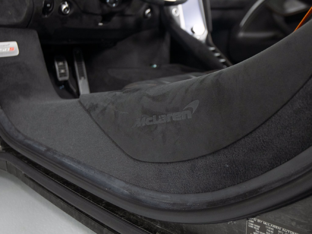 Used 2024 McLaren 750S Spider photo 16