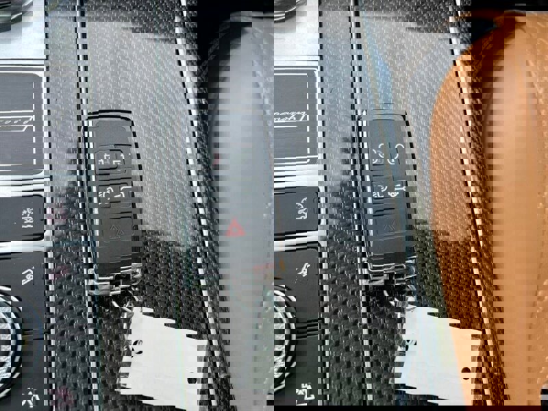 2021 Land Rover Range Rover SV Autobiography Dynamic