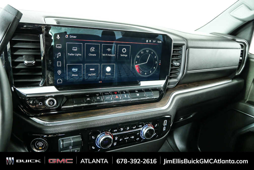 2025 GMC Sierra 1500 SLT