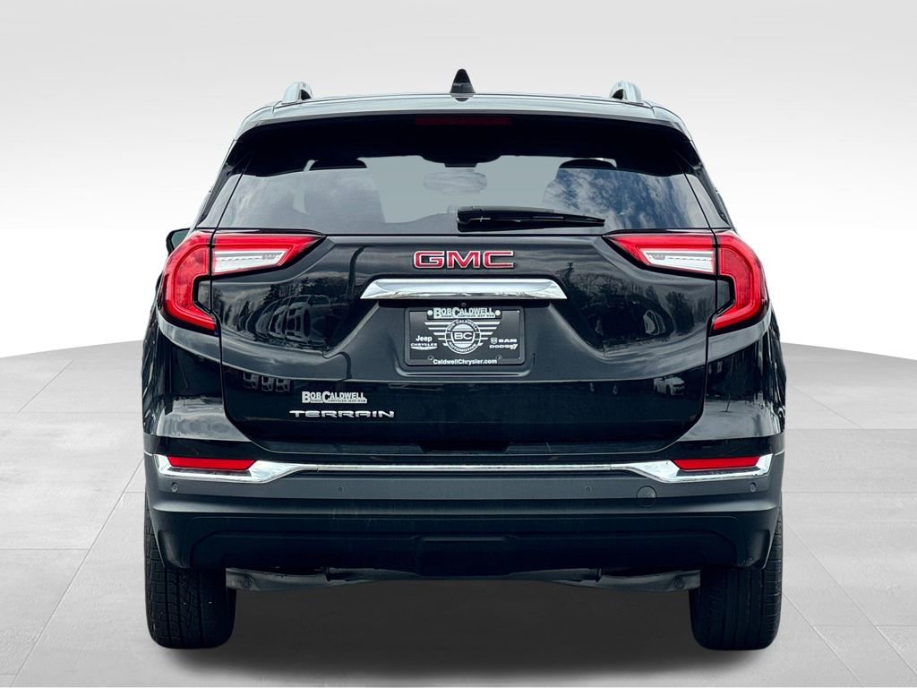 2022 GMC Terrain SLT