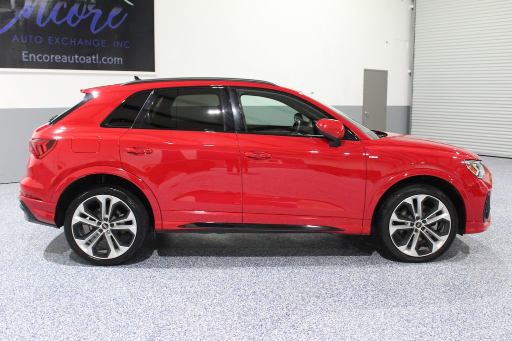 2022 Audi Q3 2.0T Premium Plus
