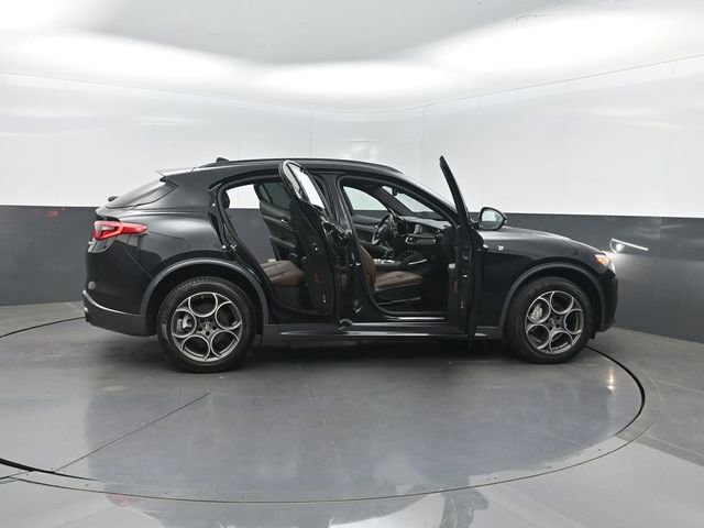 2023 Alfa Romeo Stelvio Ti