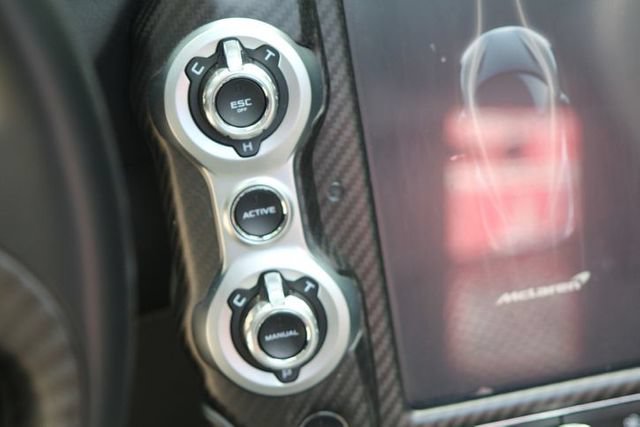Used 2020 McLaren 720S Spider photo 29