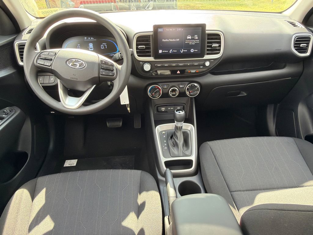 2026 Hyundai Venue SE