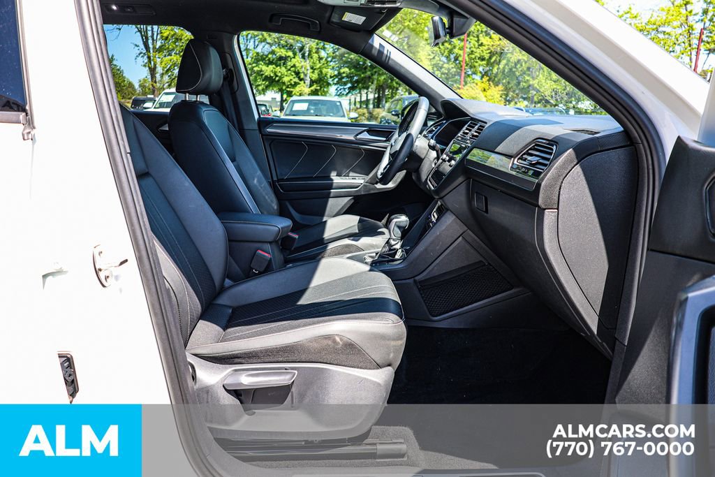 2023 Volkswagen Tiguan SE R-Line