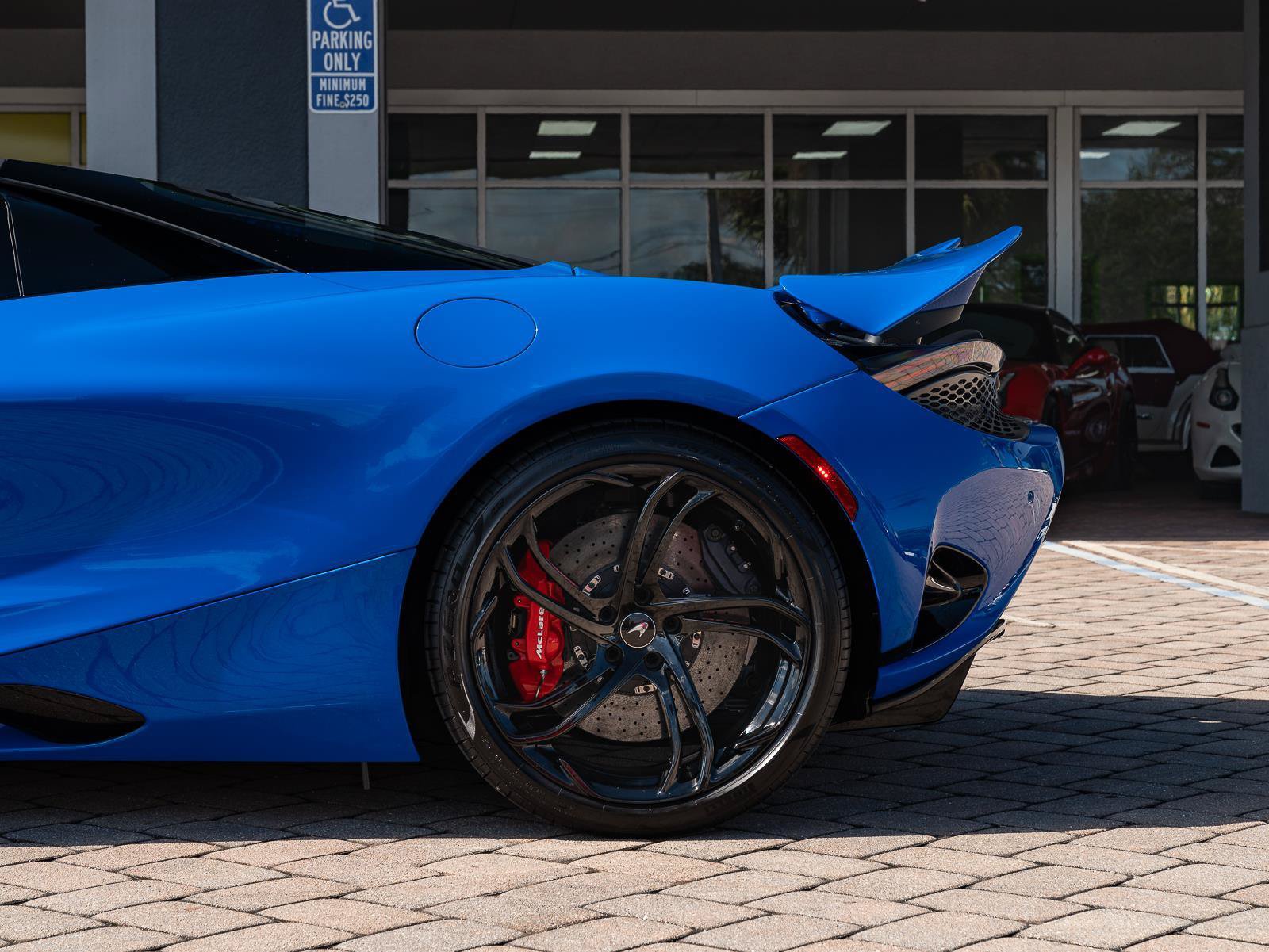 Used 2024 McLaren 750S Spider photo 29
