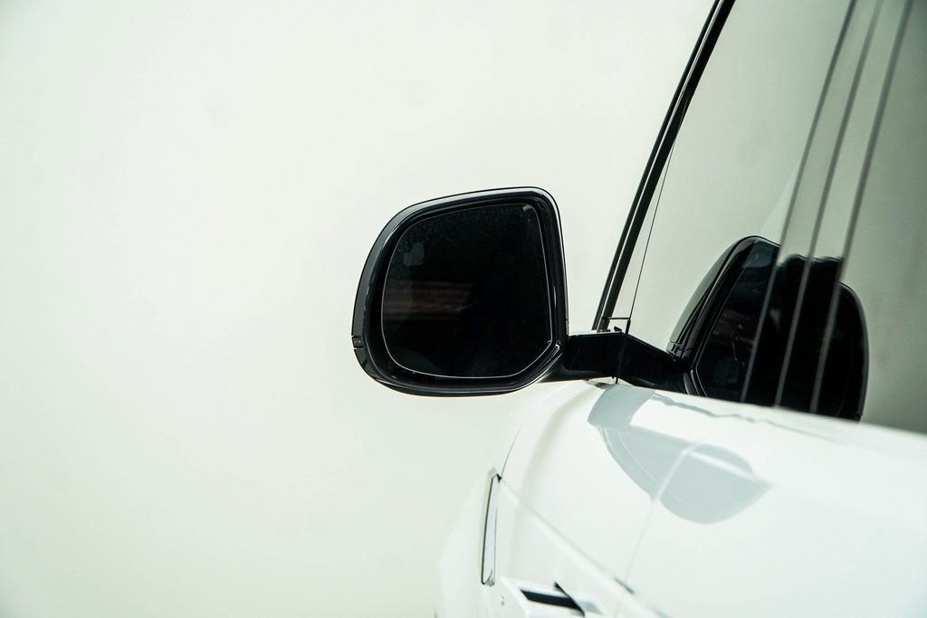 2023 Land Rover Range Rover Sport SE