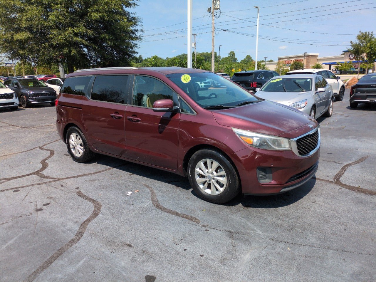 Used 2017 Kia Sedona LX w/ LX Essentials Premium Package
