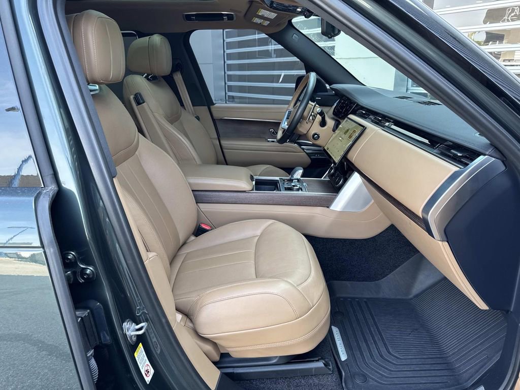 2023 Land Rover Range Rover Long Wheelbase SE