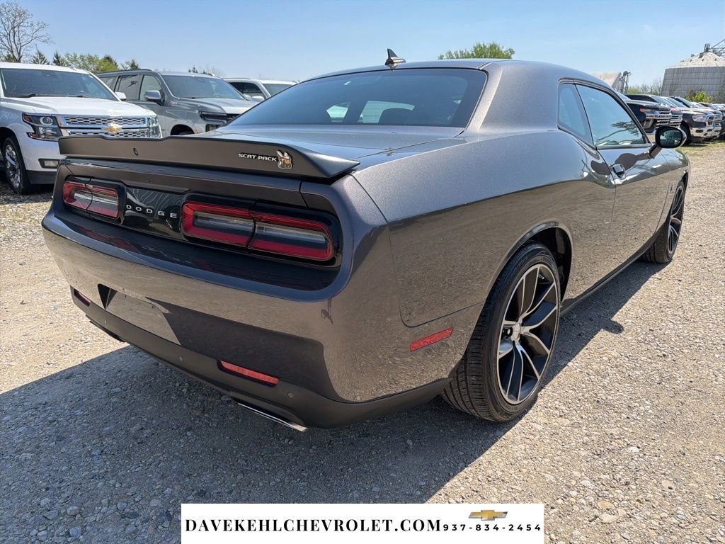 2016 Dodge Challenger R/T Scat Pack
