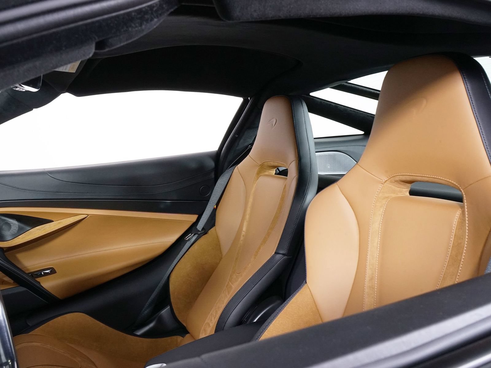 New 2026 McLaren 750S photo 22