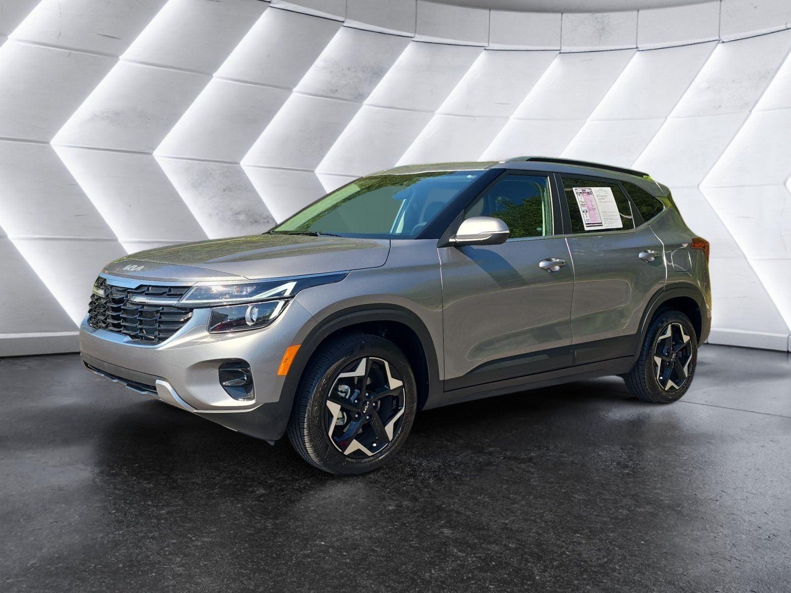 Used 2025 Kia Seltos EX w/ EX Sunroof Package
