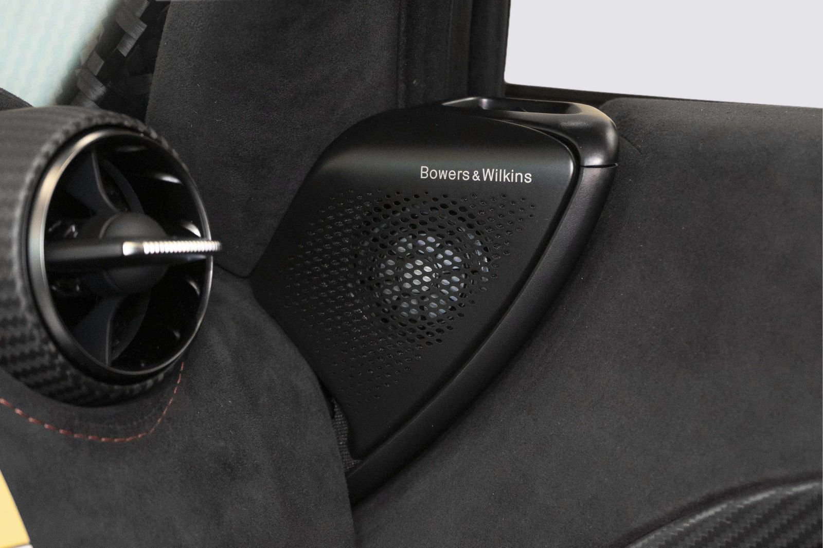 New 2027 McLaren 750S photo 17