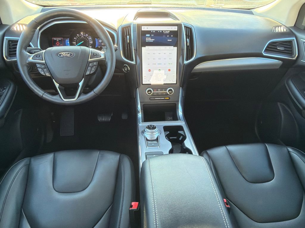 2021 Ford Edge Titanium