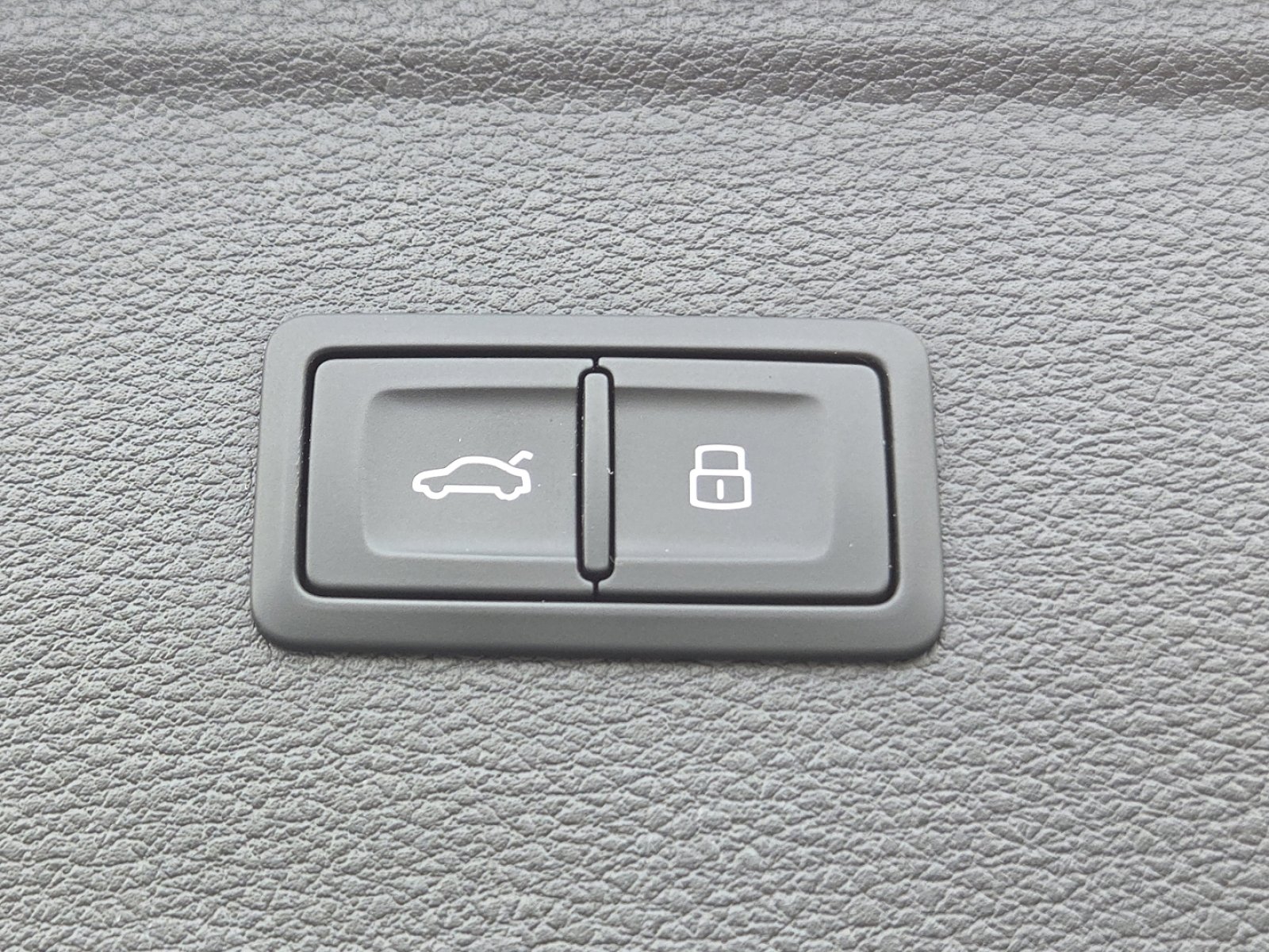 2023 Audi Q5 2.0T Premium