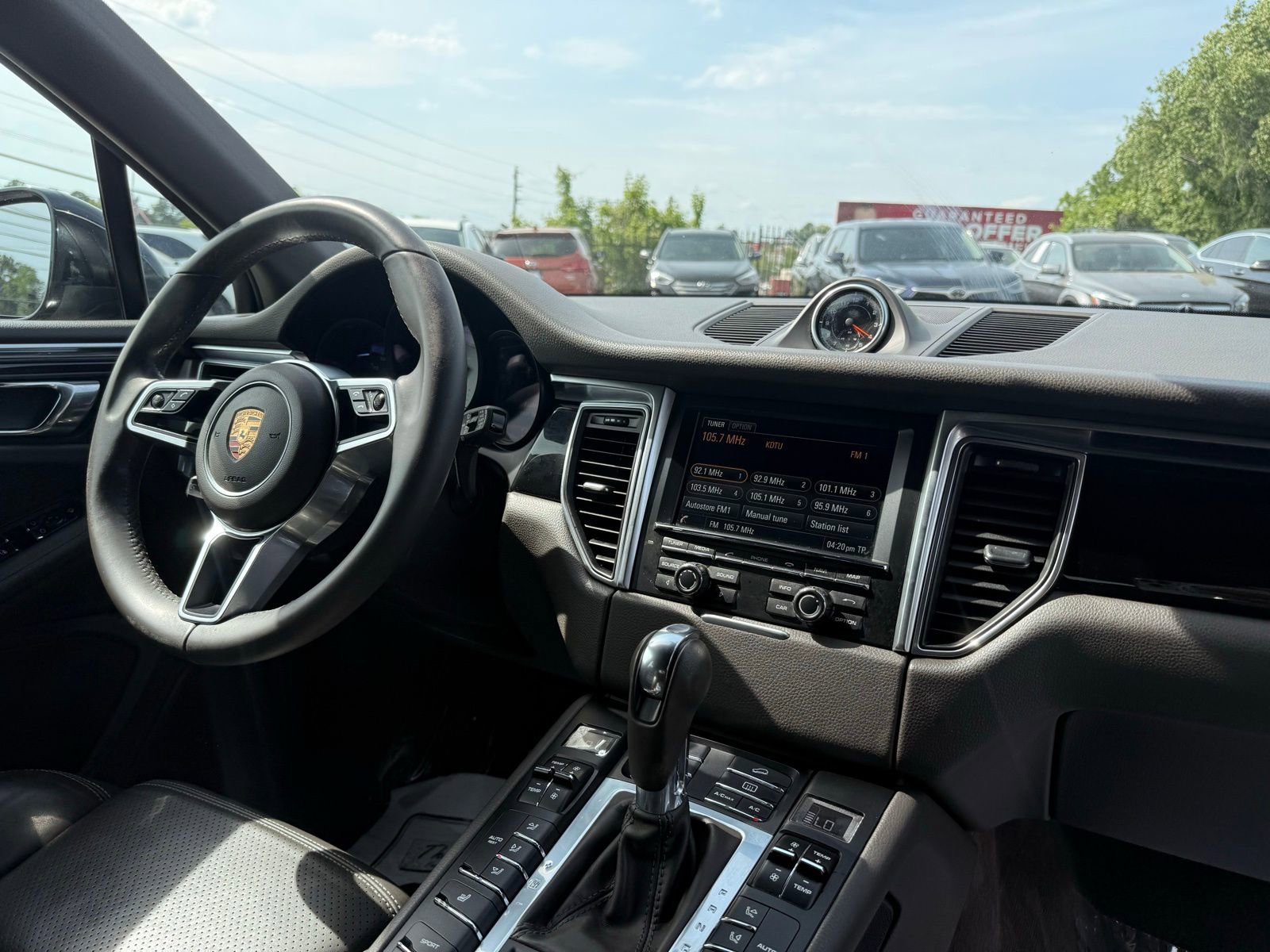 2015 Porsche Macan S