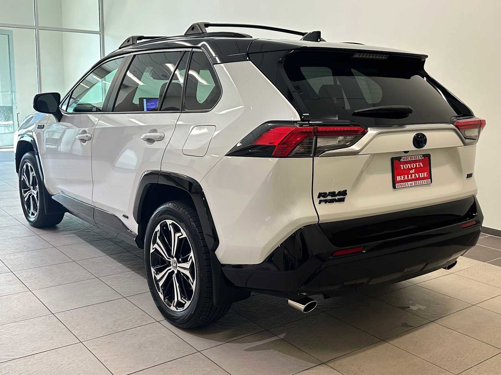 2024 Toyota RAV4 XSE