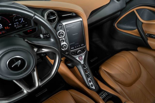 Used 2020 McLaren 720S Luxury photo 23