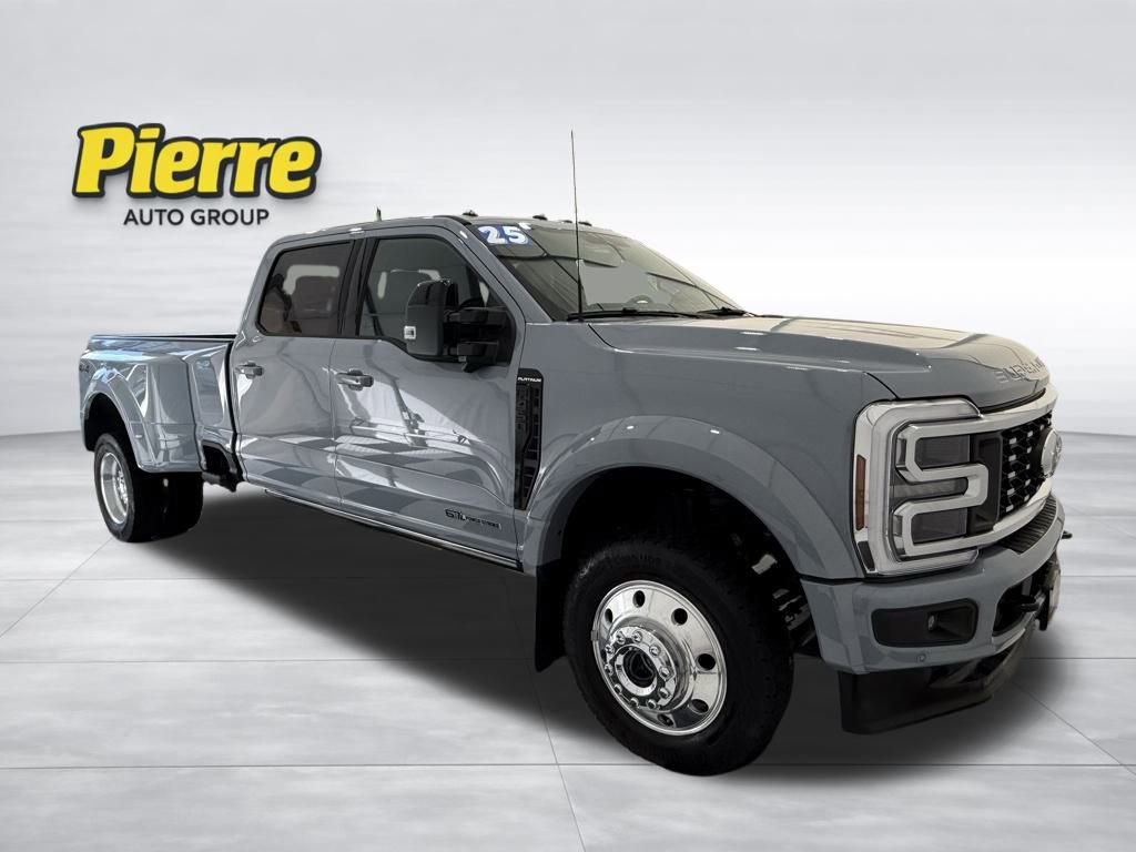 2025 Ford F450 Platinum
