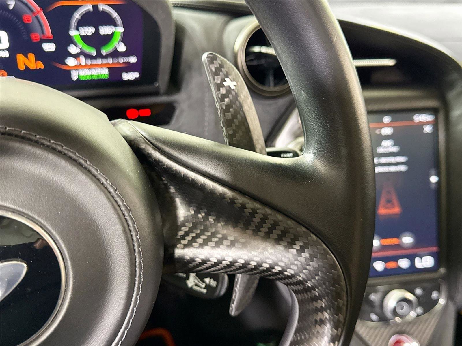 Used 2019 McLaren 720S Performance photo 21