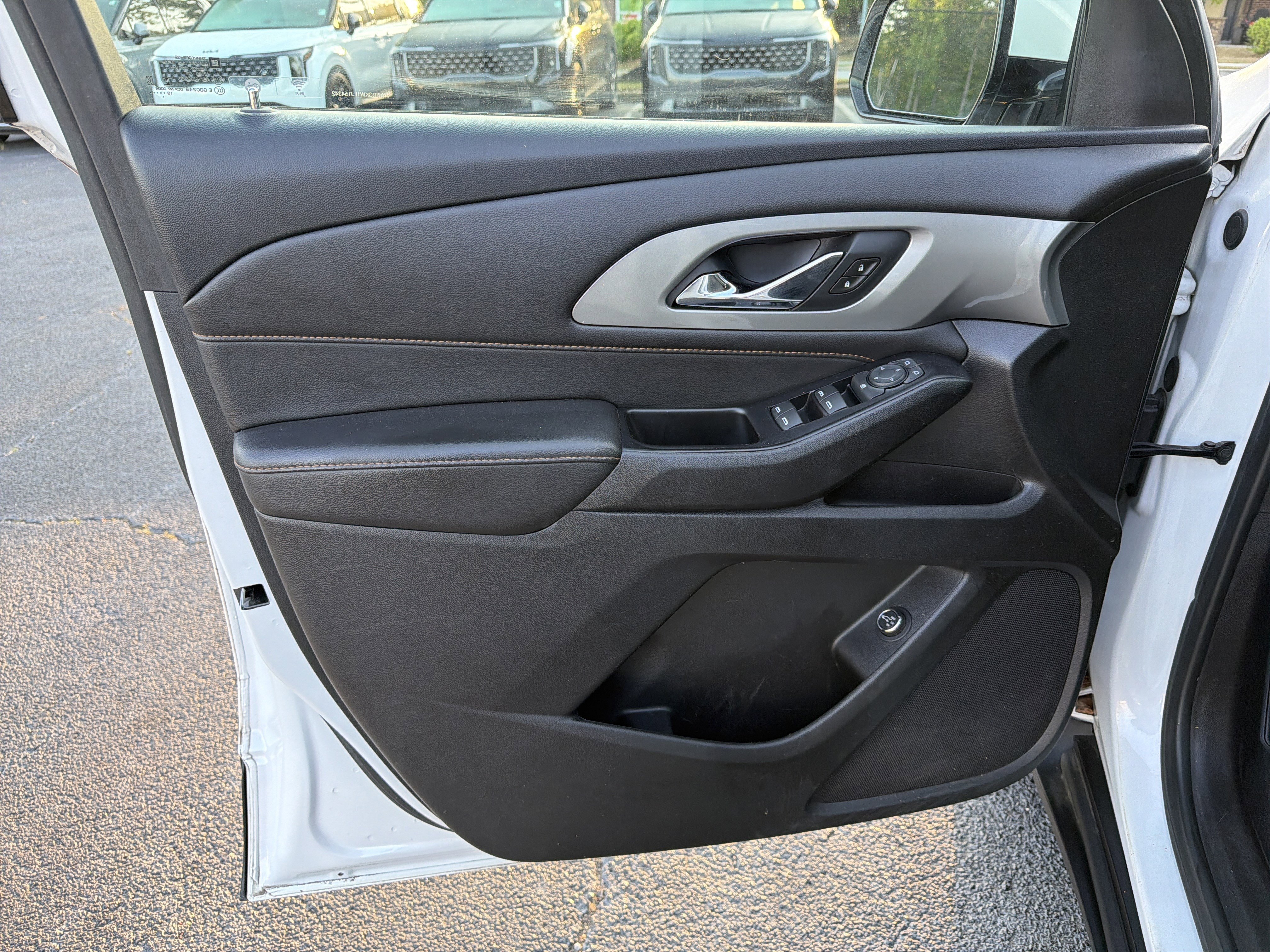 2020 Chevrolet Traverse LT