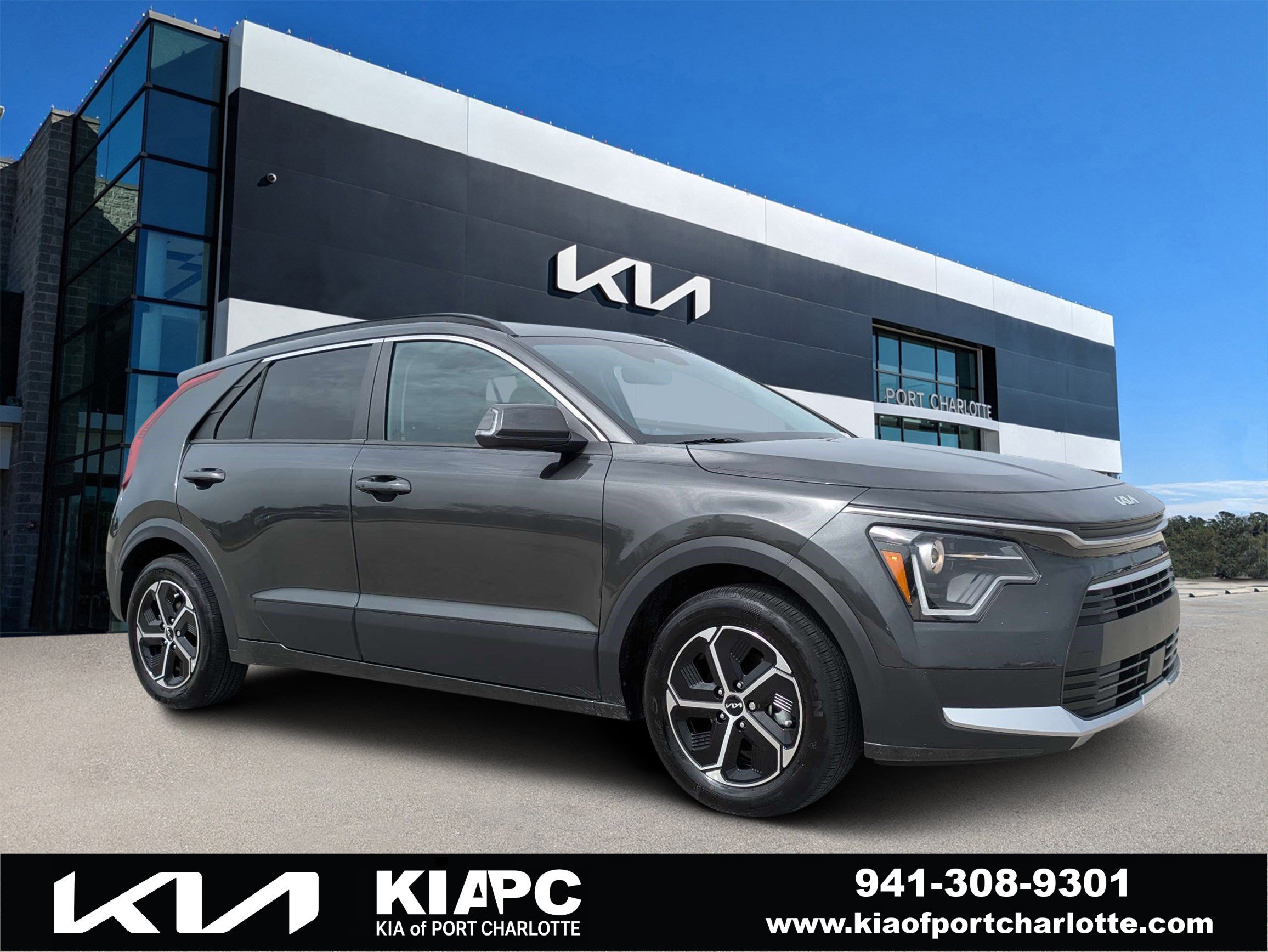 Certified 2024 Kia Niro EX