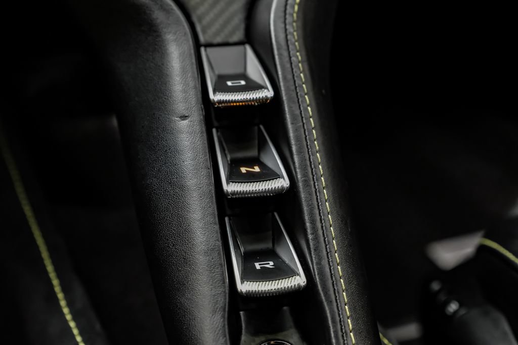 Used 2018 McLaren 720S Performance photo 23