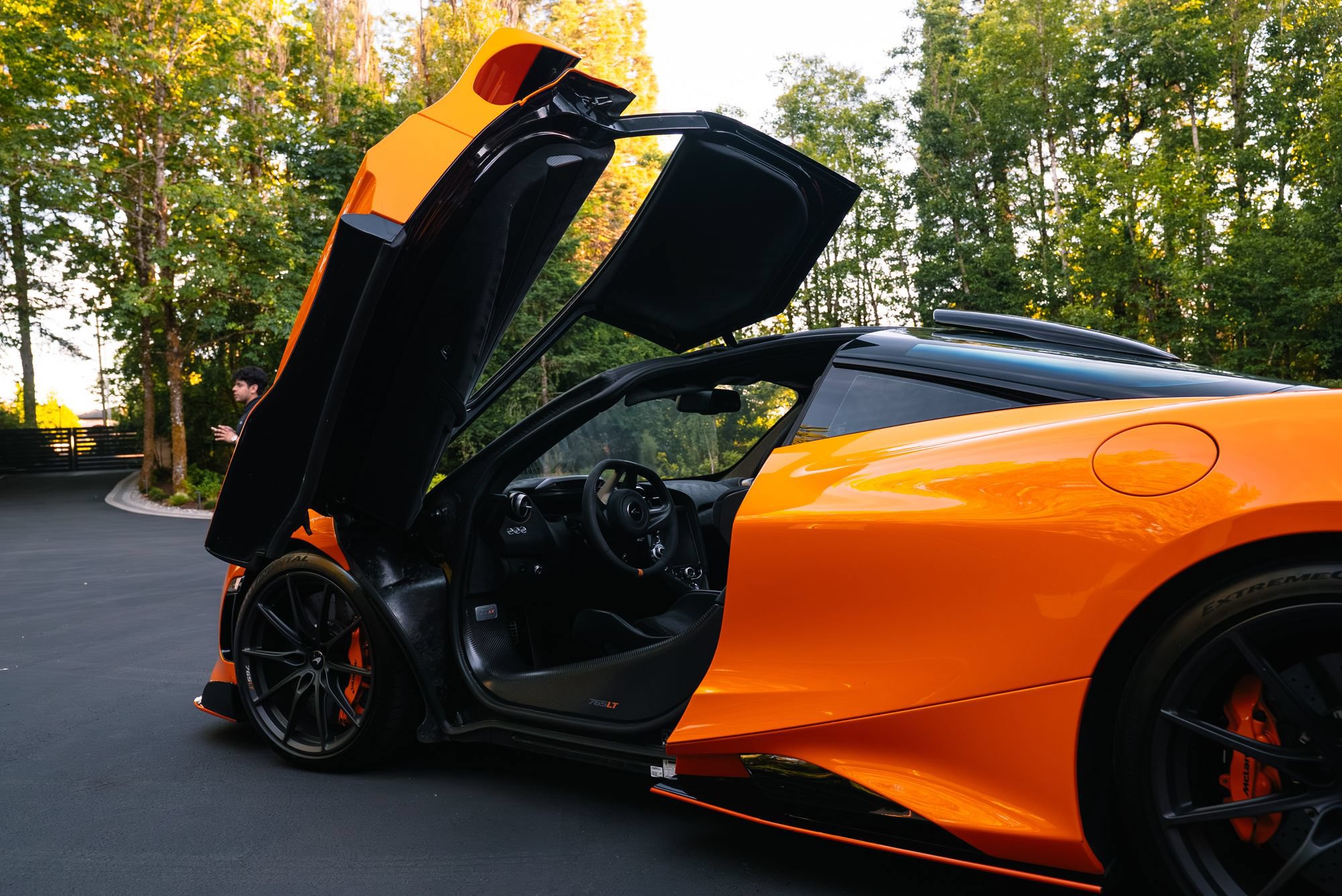 Used 2021 McLaren 765LT photo 10