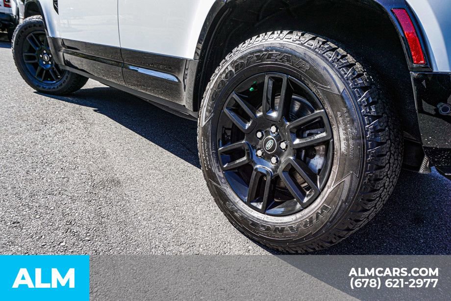 2023 Land Rover Defender 110 X-Dynamic SE