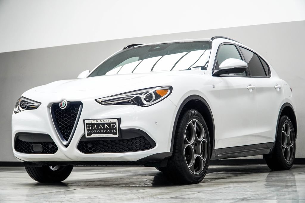 2023 Alfa Romeo Stelvio Ti