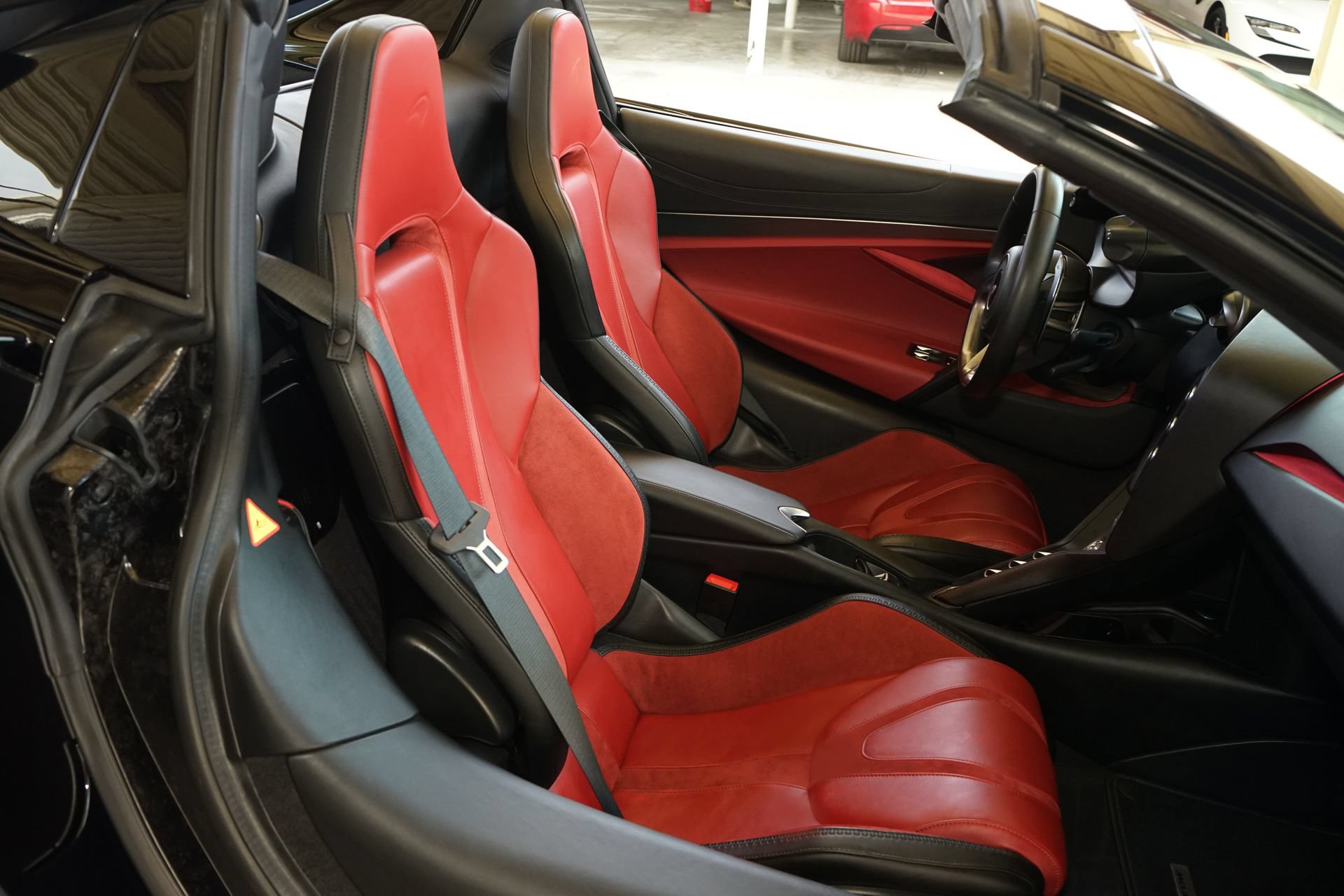 Used 2024 McLaren 750S Spider photo 13