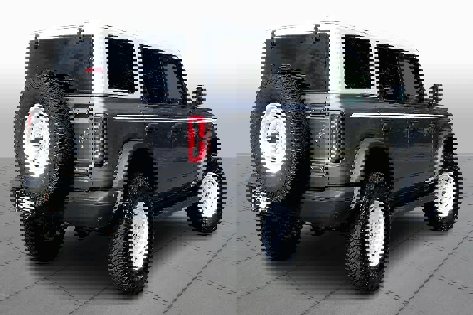 2023 Ford Bronco Heritage Edition