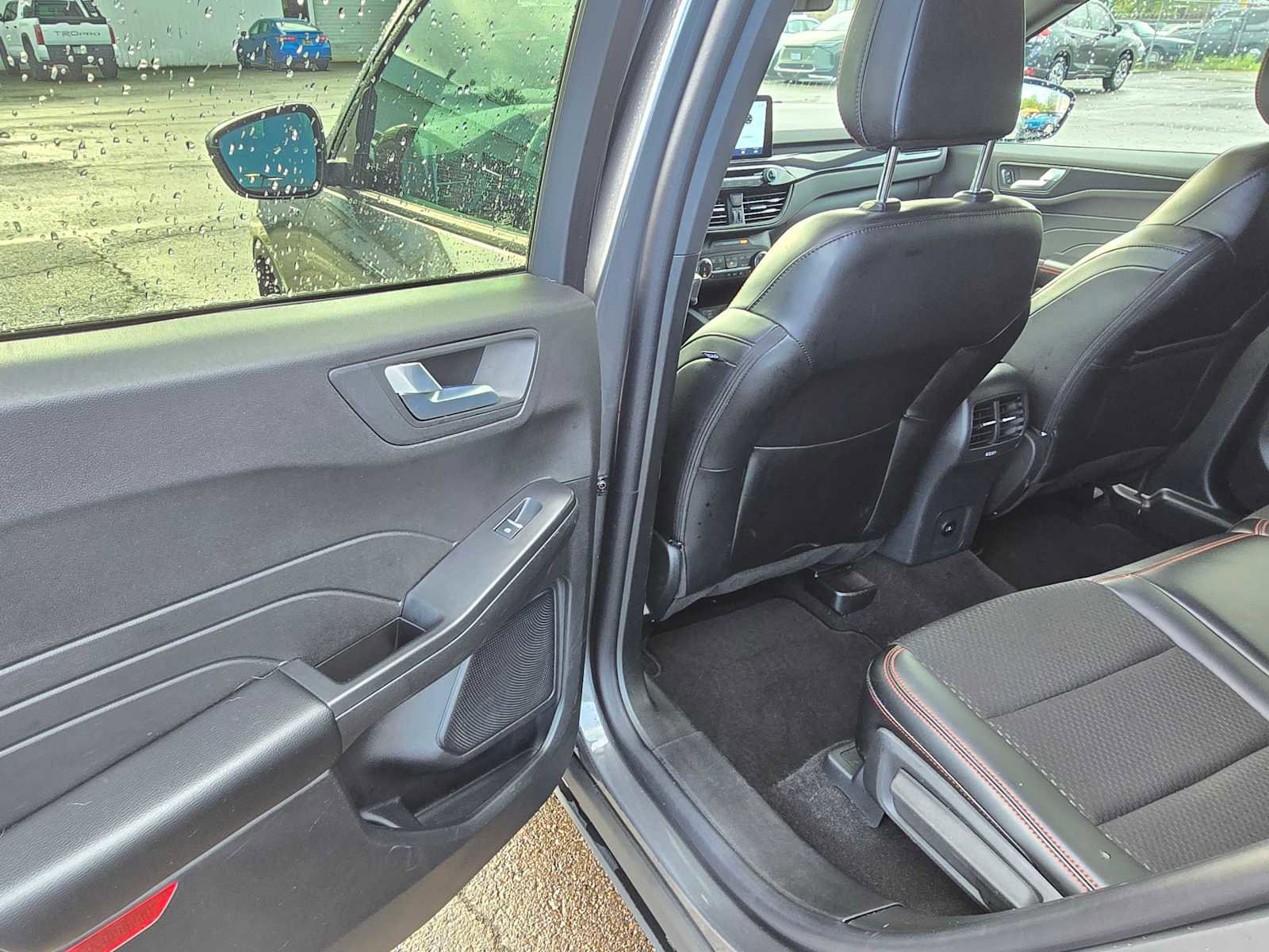 2025 Ford Escape ST-Line Select