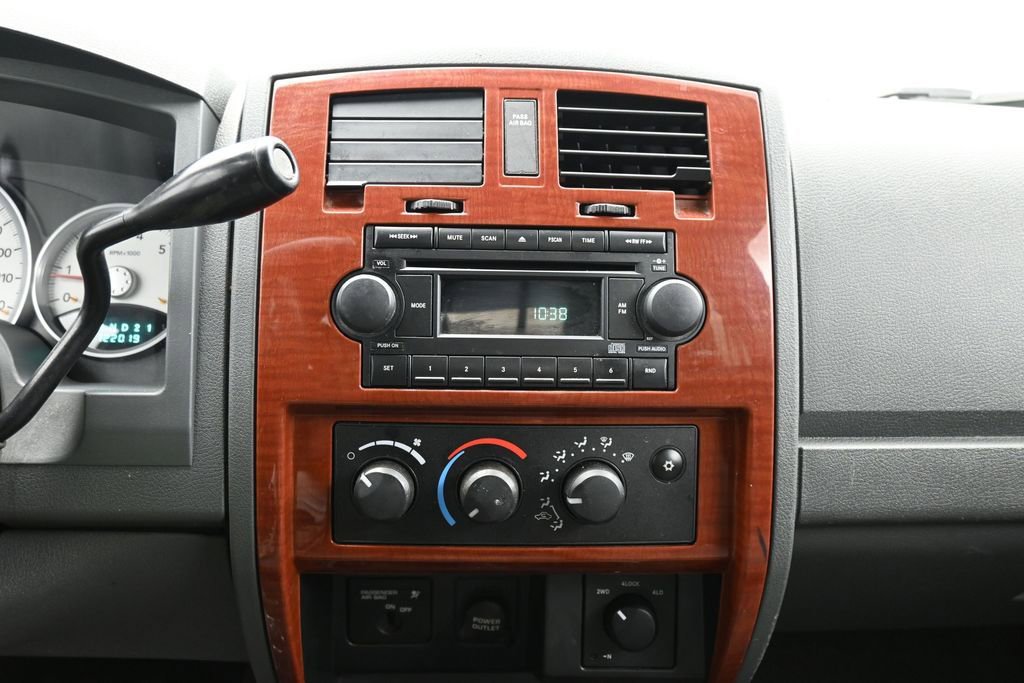 2005 Dodge Dakota SLT