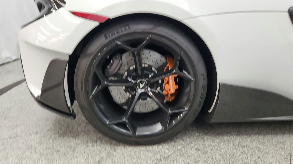 Used 2019 McLaren 600LT photo 28