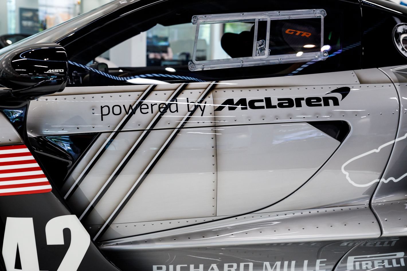 Used 2020 McLaren Senna photo 36
