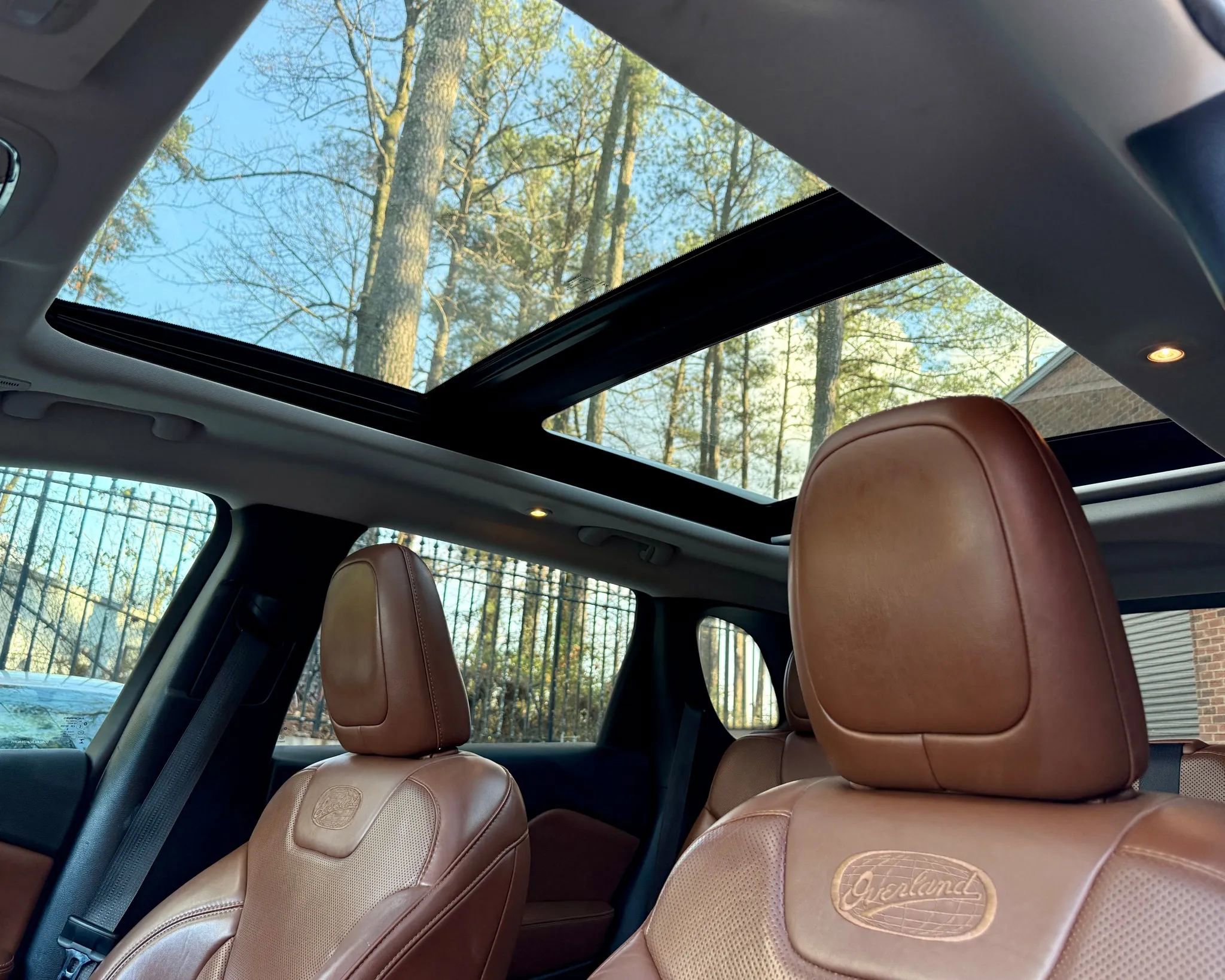 2019 Jeep Cherokee Overland