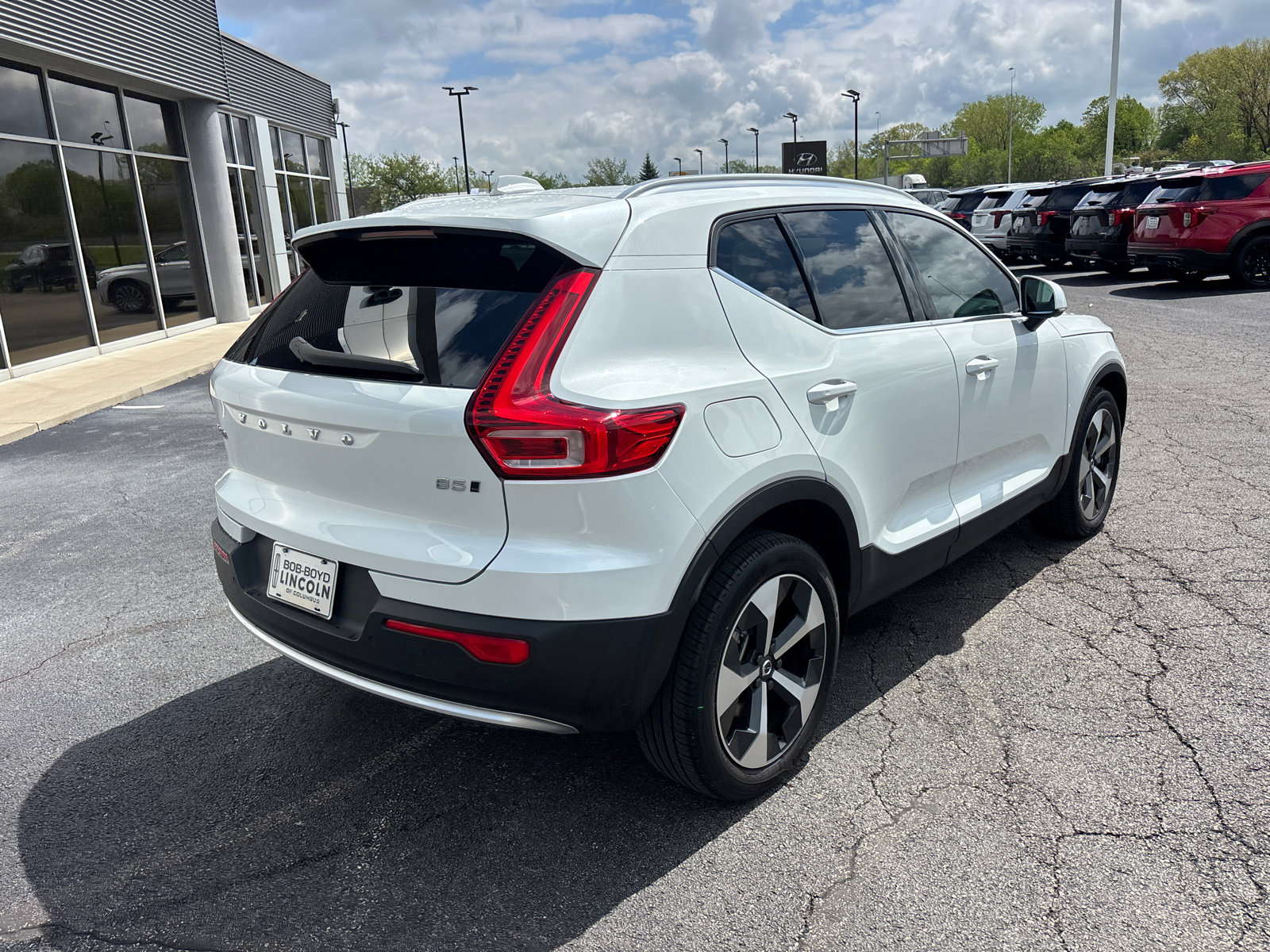 2024 Volvo Xc40 B5 Plus