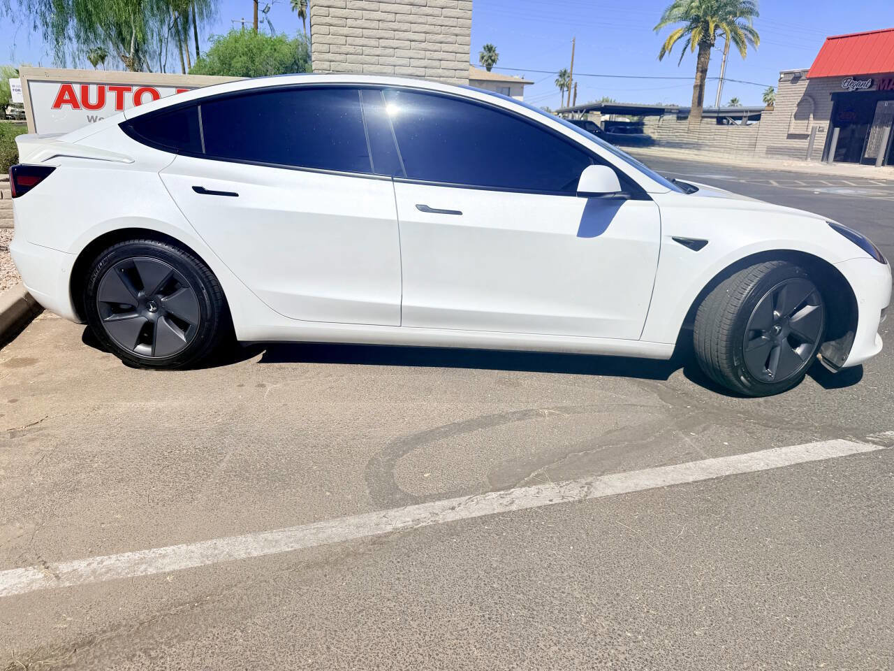 2021 Tesla Model 3 Standard Range Plus