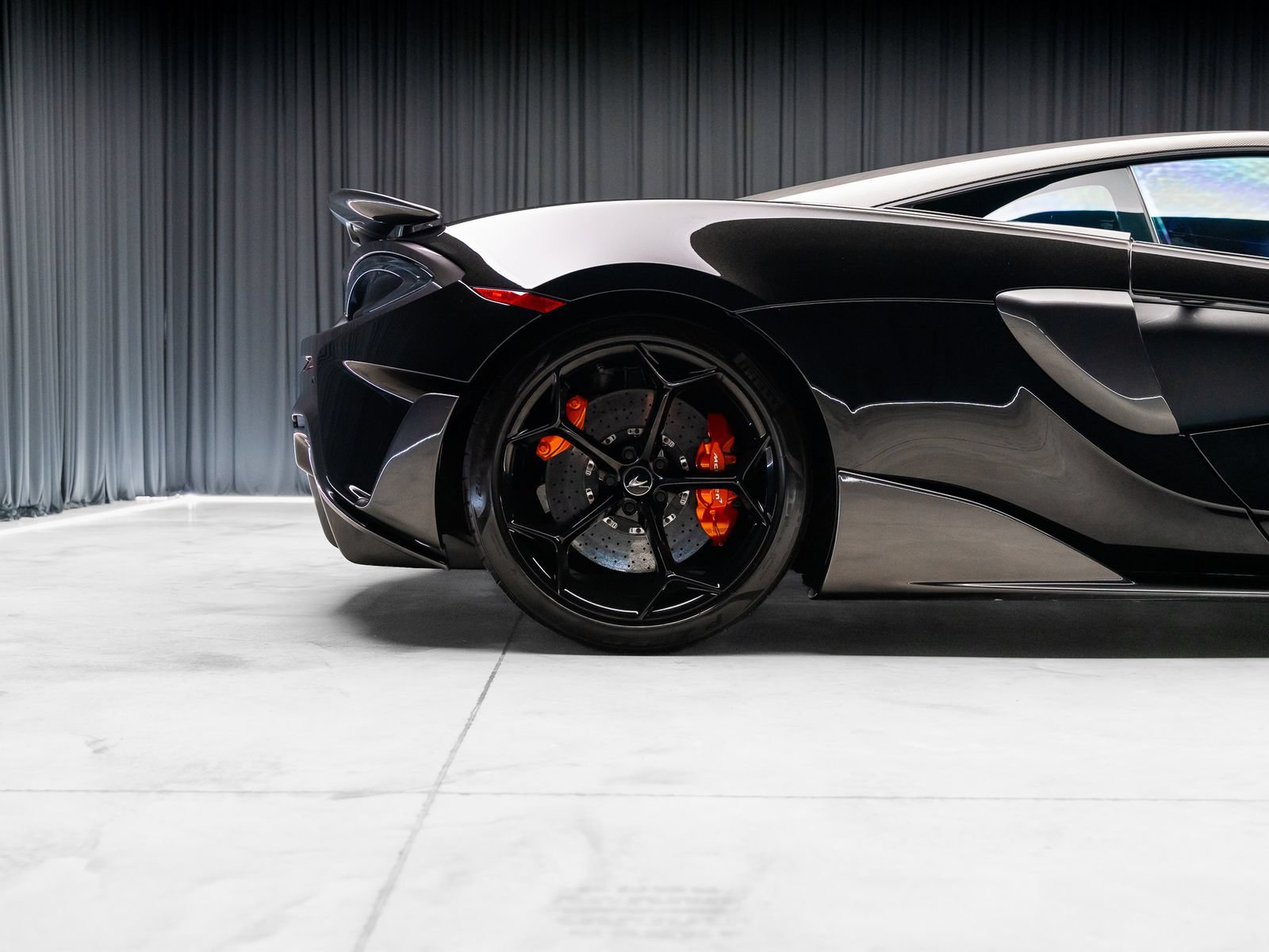 Used 2019 McLaren 600LT photo 33