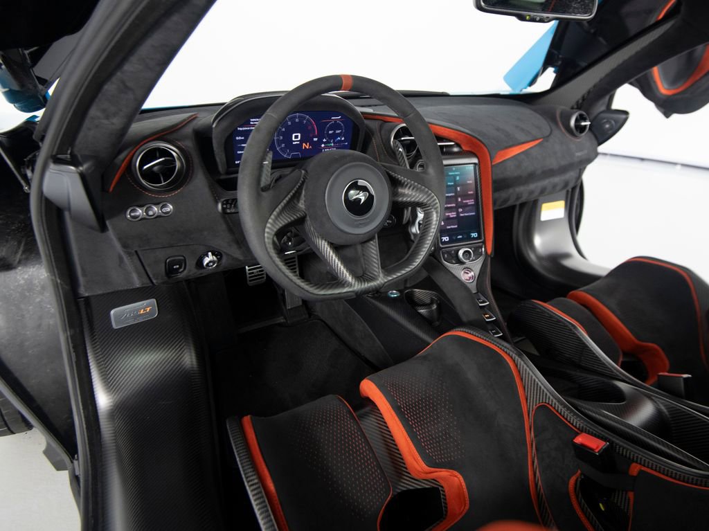 Used 2021 McLaren 765LT photo 14