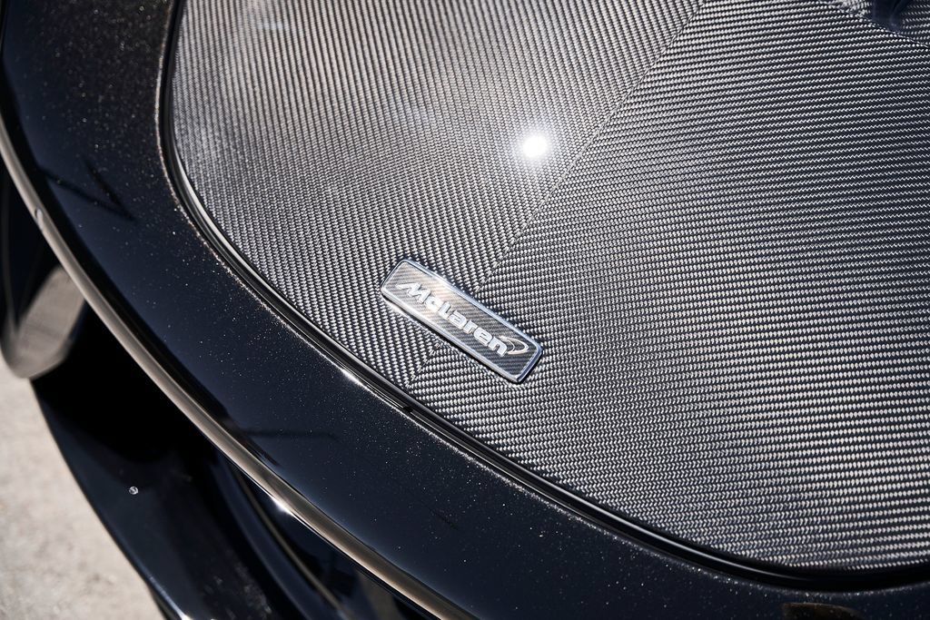 Used 2022 McLaren 765LT photo 9