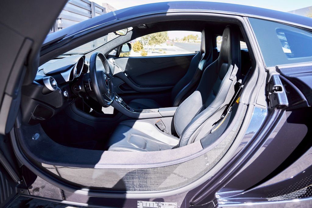 2012 McLaren MP4-12C Coupe