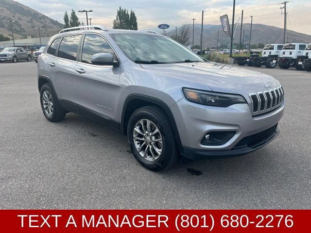 Used 2019 Jeep Cherokee Latitude Plus w/ Comfort/Convenience Group