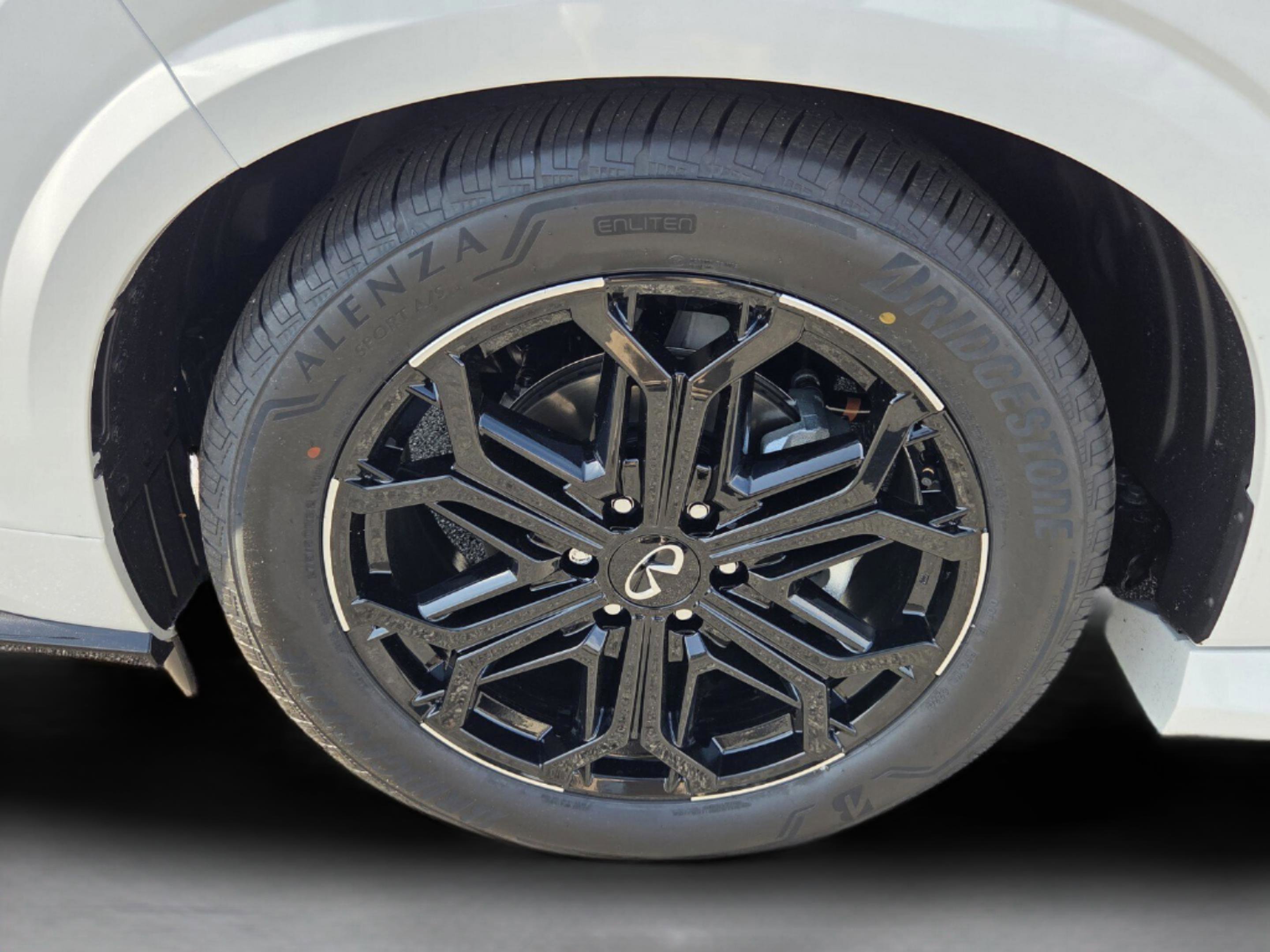 2026 INFINITI Qx80 4WD