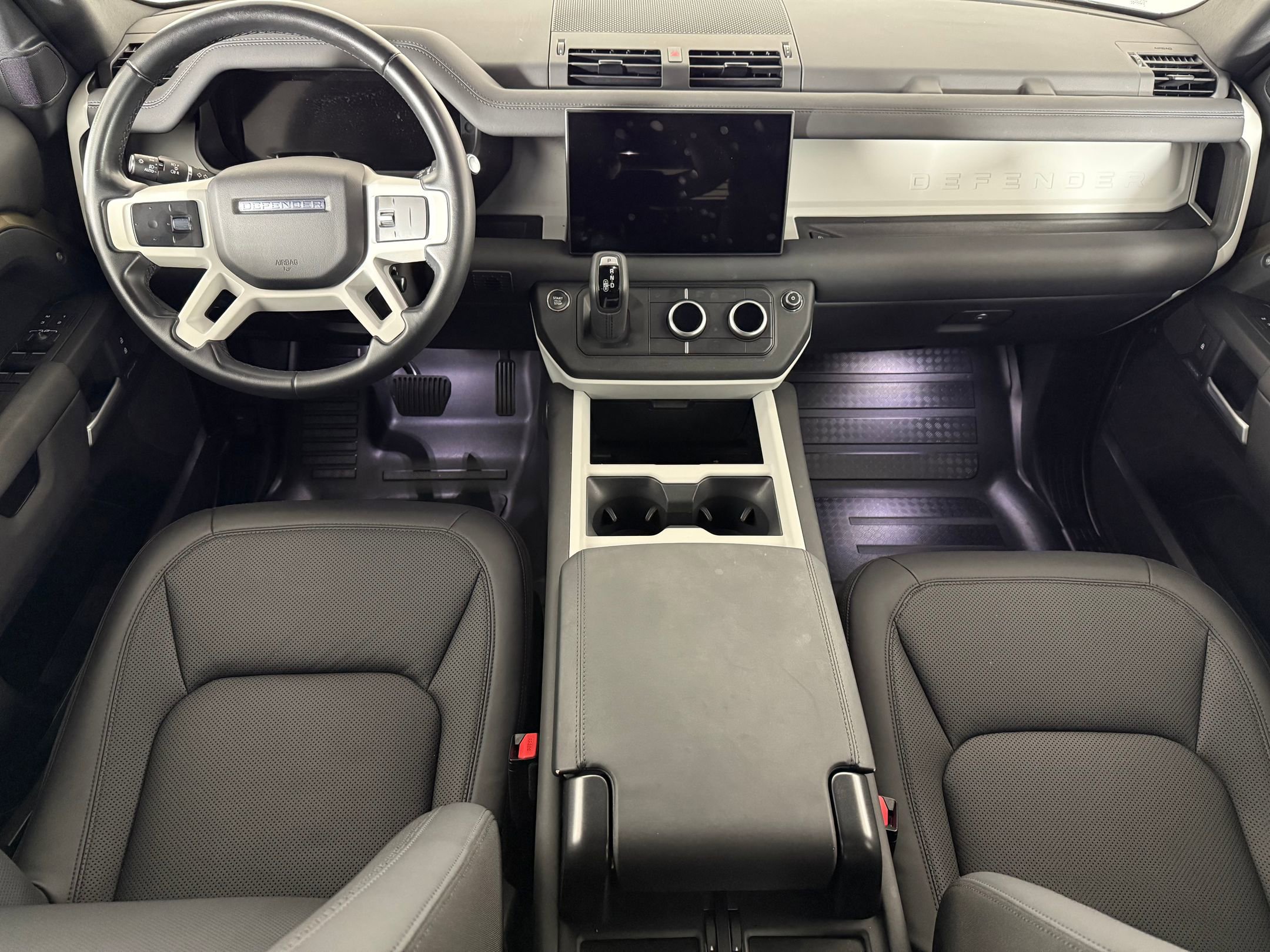 2025 Land Rover Defender 110 S