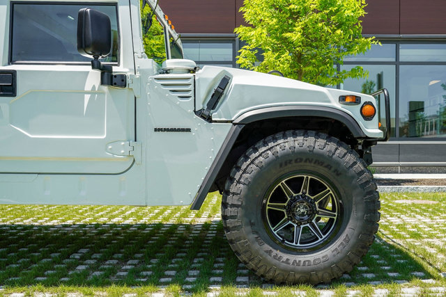 1995 HUMMER H1 4-Door Wagon