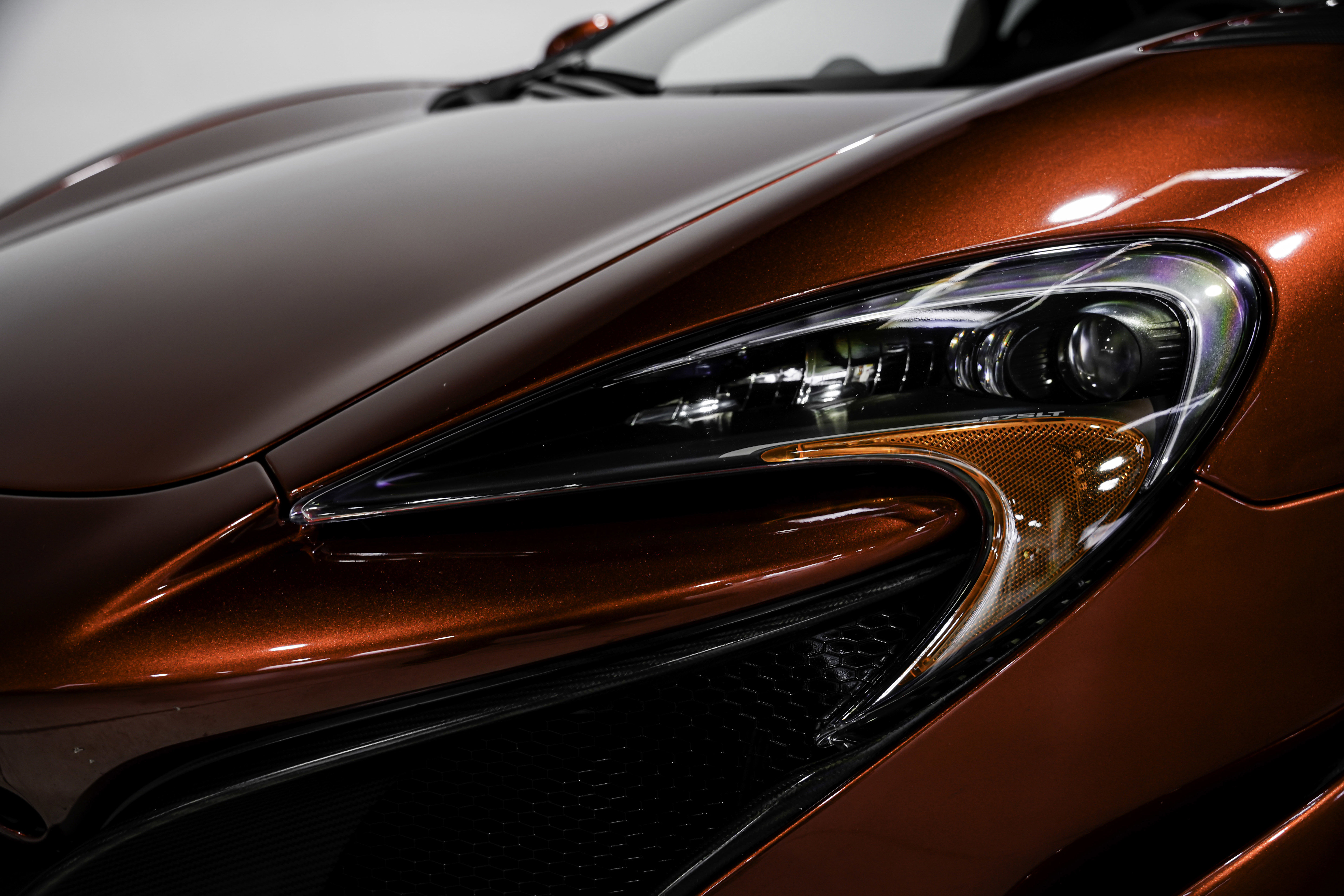 Used 2016 McLaren 675LT Coupe photo 27